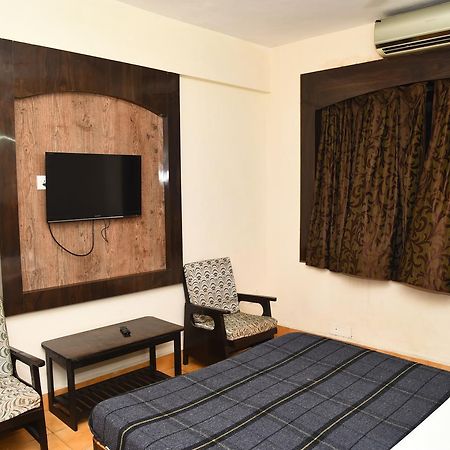 Hotel Mars Τσενάι Εξωτερικό φωτογραφία