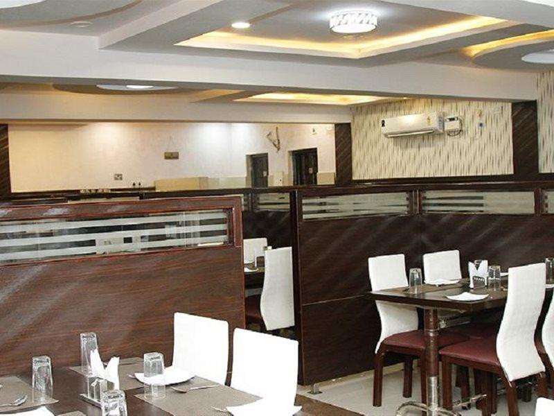 Hotel Mars Τσενάι Εξωτερικό φωτογραφία