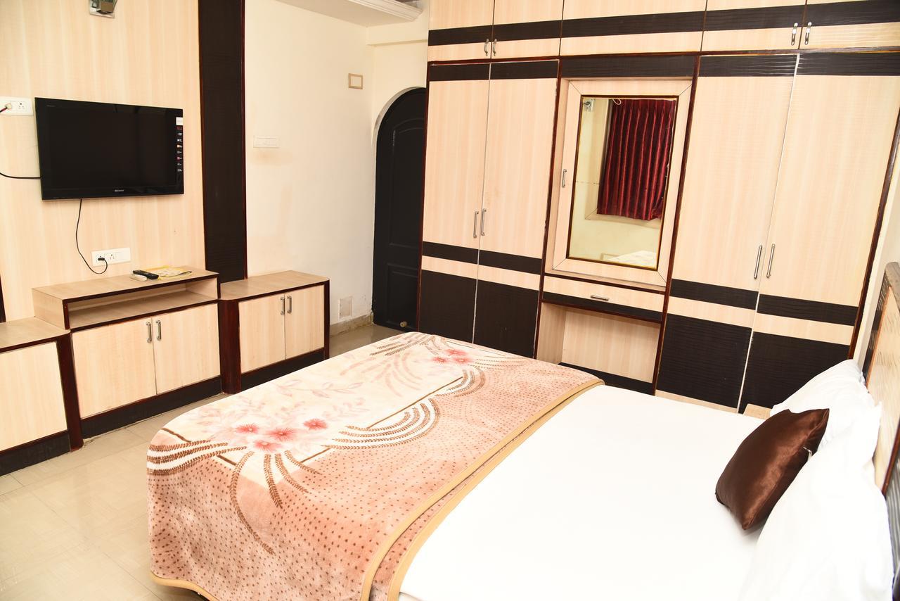 Hotel Mars Τσενάι Εξωτερικό φωτογραφία